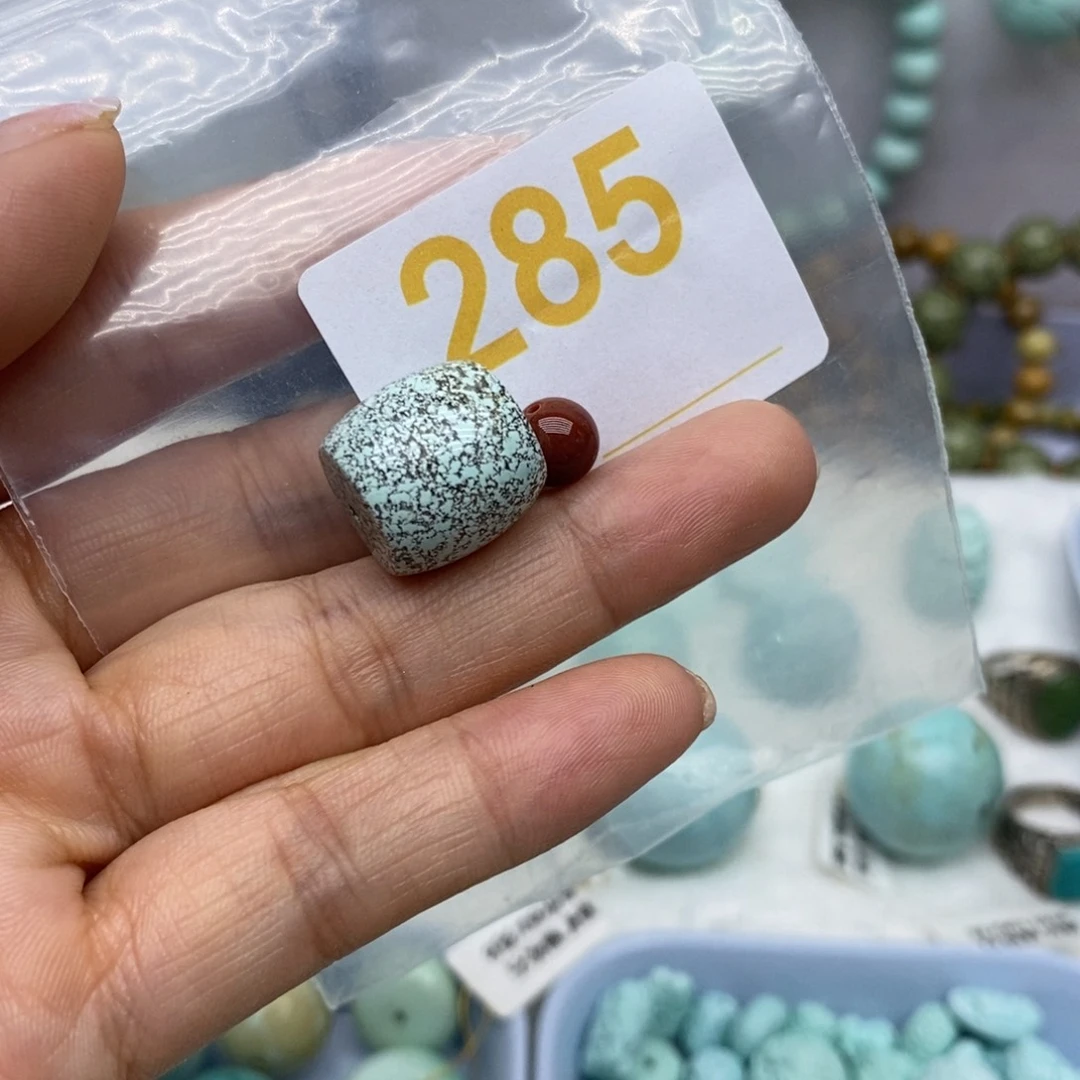 未镶嵌南红玛瑙珠宝奇石