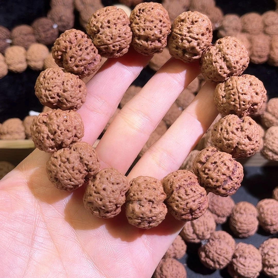 空***心吊坠金刚菩提飞碟蜂王22