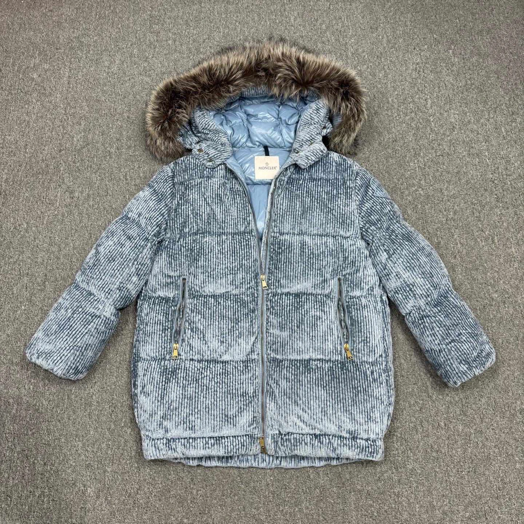 99新 MONCLER/蒙口 15944102 灯芯绒狐狸毛领羽绒服外套 0码99新