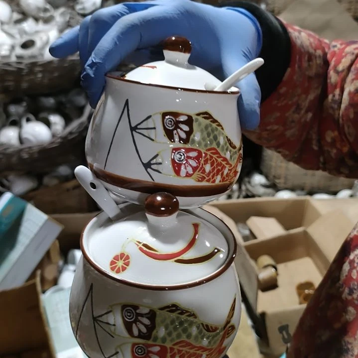 摆件陶瓷盘子碗啥都有