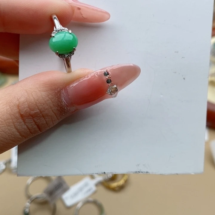 翡翠戒指银S925镶嵌1111