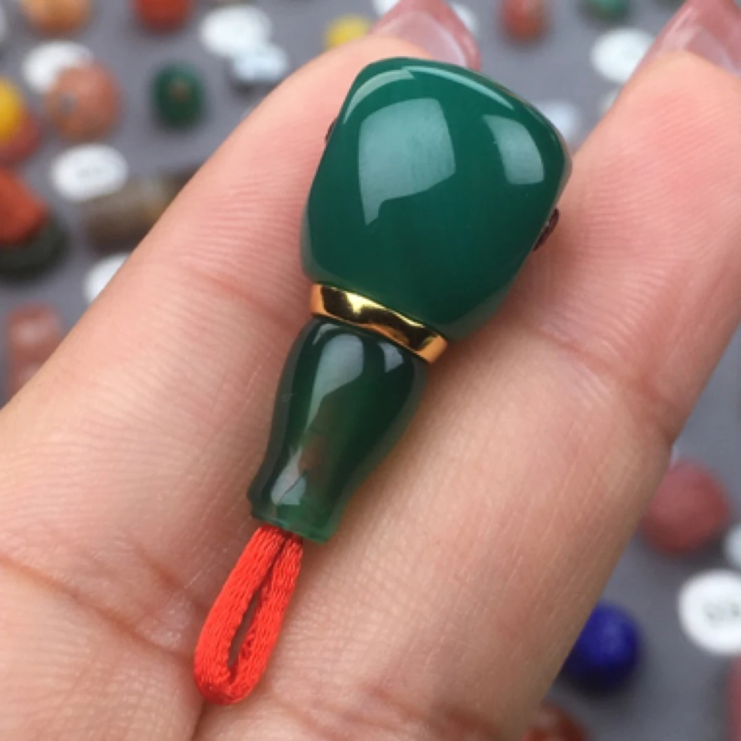 原矿非洲翠玛瑙正阳绿腰带款分体三通尺寸11➕接近12mm随机发货