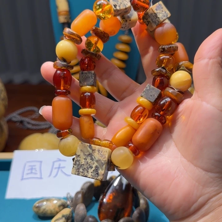 琥珀未镶嵌颈饰波兰设计款琥珀蜜蜡