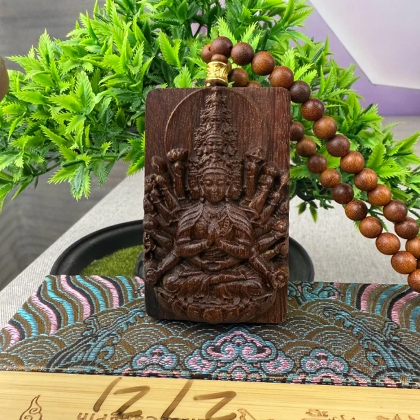 千手观音牌龙鳞满星木雕工艺把件挂件