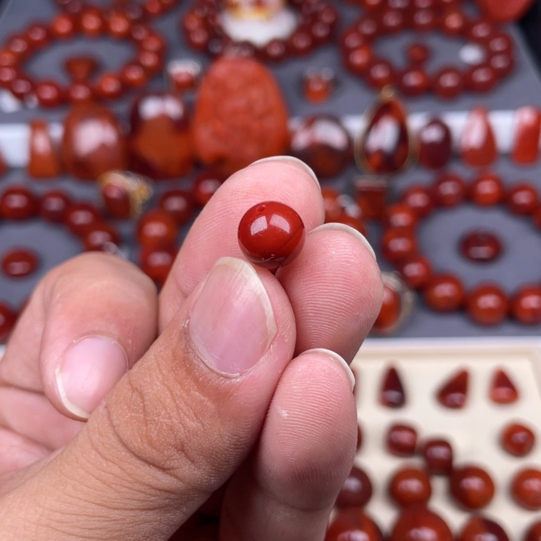 晒***r南红玛瑙未镶嵌瓦西南红原矿单珠9mm