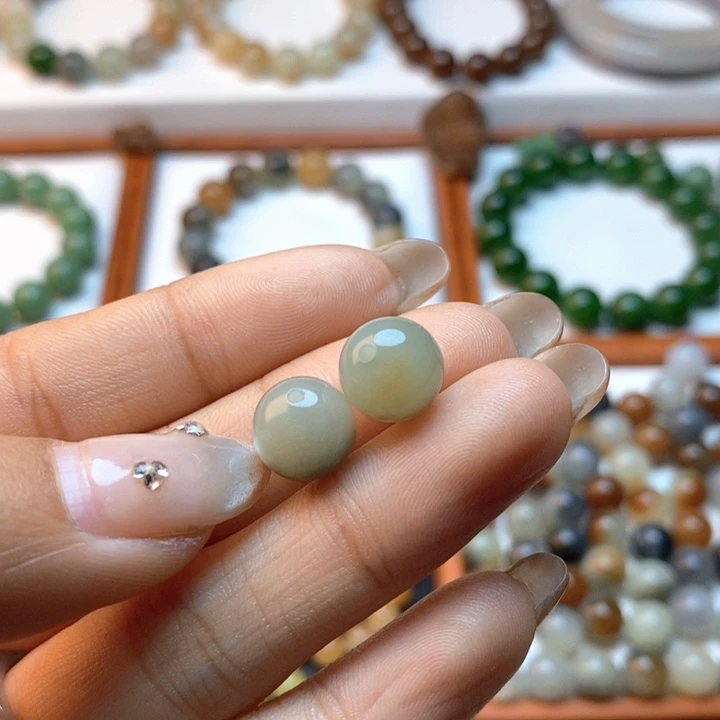 和田玉手链未镶嵌L****?