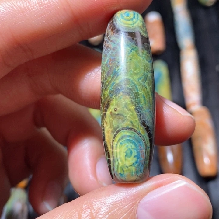 玛瑙/玉髓颈饰未镶嵌快****?