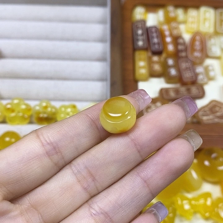 橄榄核吊坠蜂蜜罐132