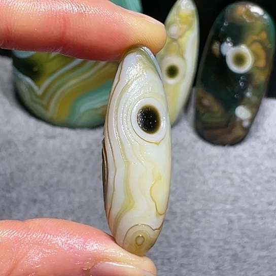【闪购商品】玛瑙珠宝奇石未镶嵌晓*姐