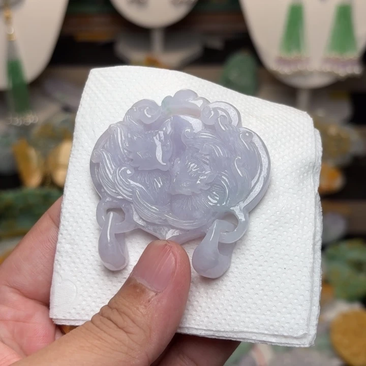 颈饰未镶嵌翡翠吊坠