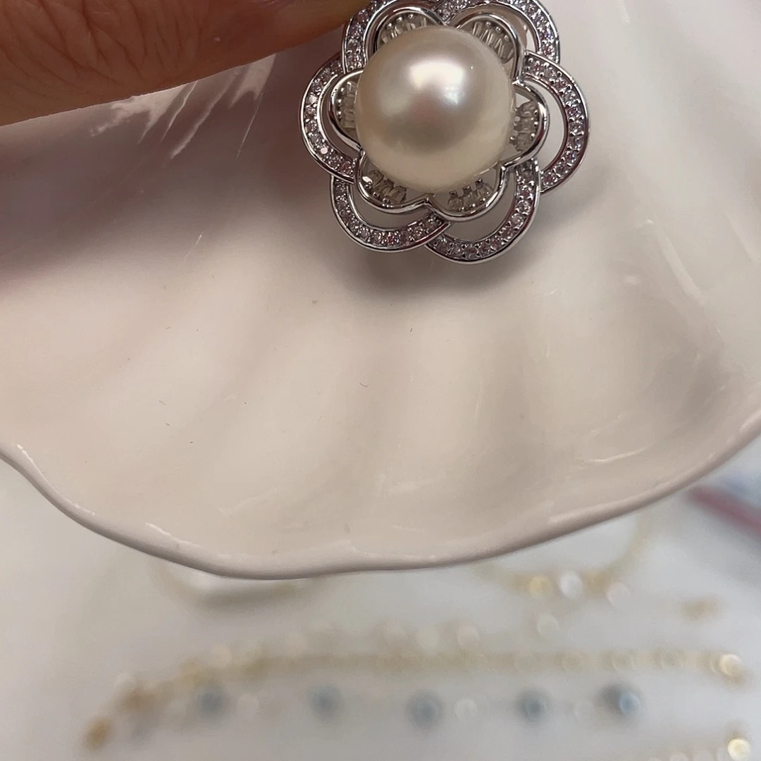 银S925镶嵌海水珍珠吊坠(不含链)