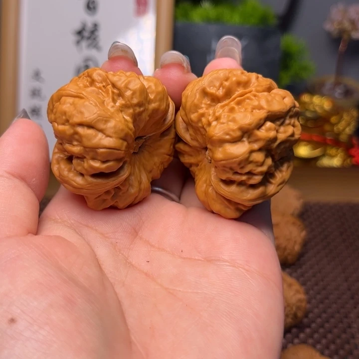 文玩核桃把件矿**?43尺蛤蟆54