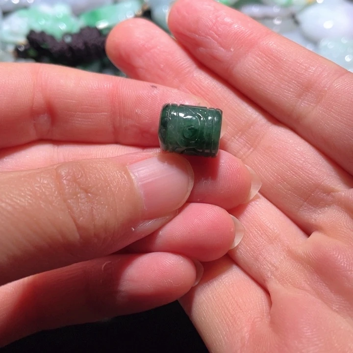 【闪购商品】翡翠颈饰未镶嵌天然翡翠