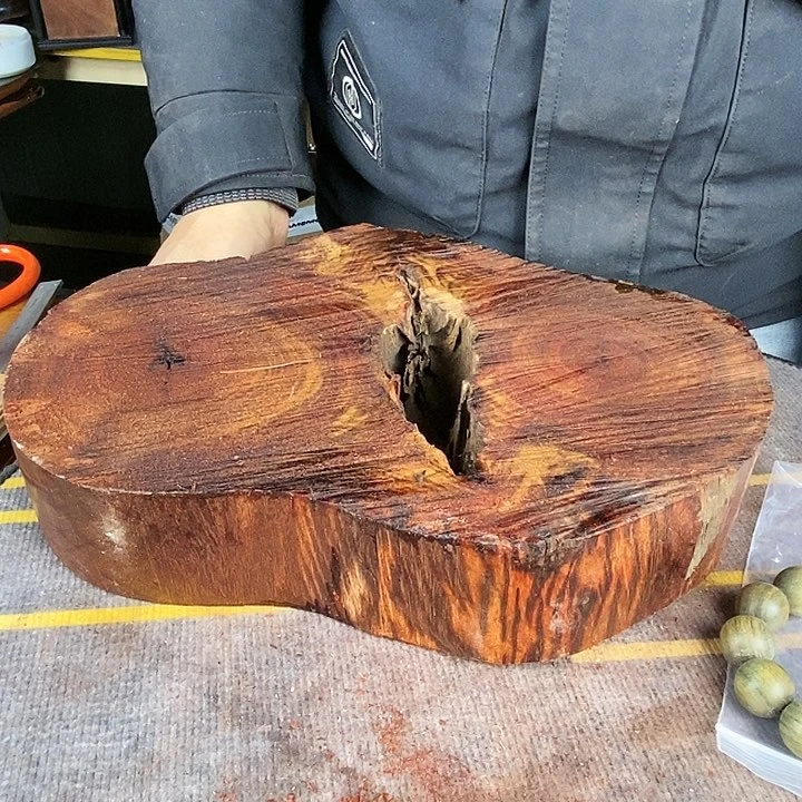 染料紫檀（血檀）王*霖211