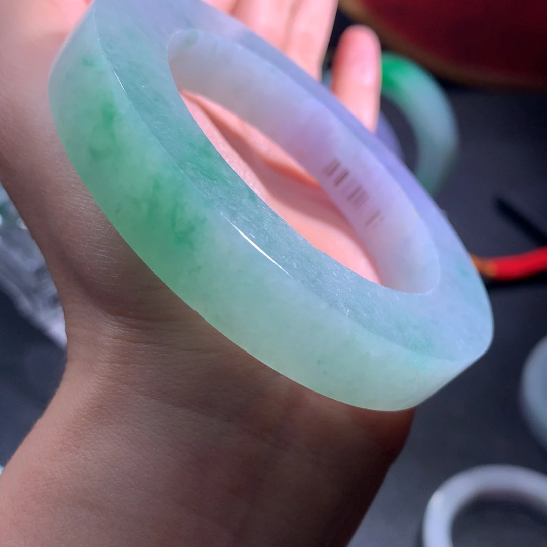 未镶嵌特价大漏57-60定制翡翠