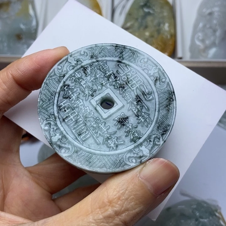 颈饰未镶嵌翡翠翡翠