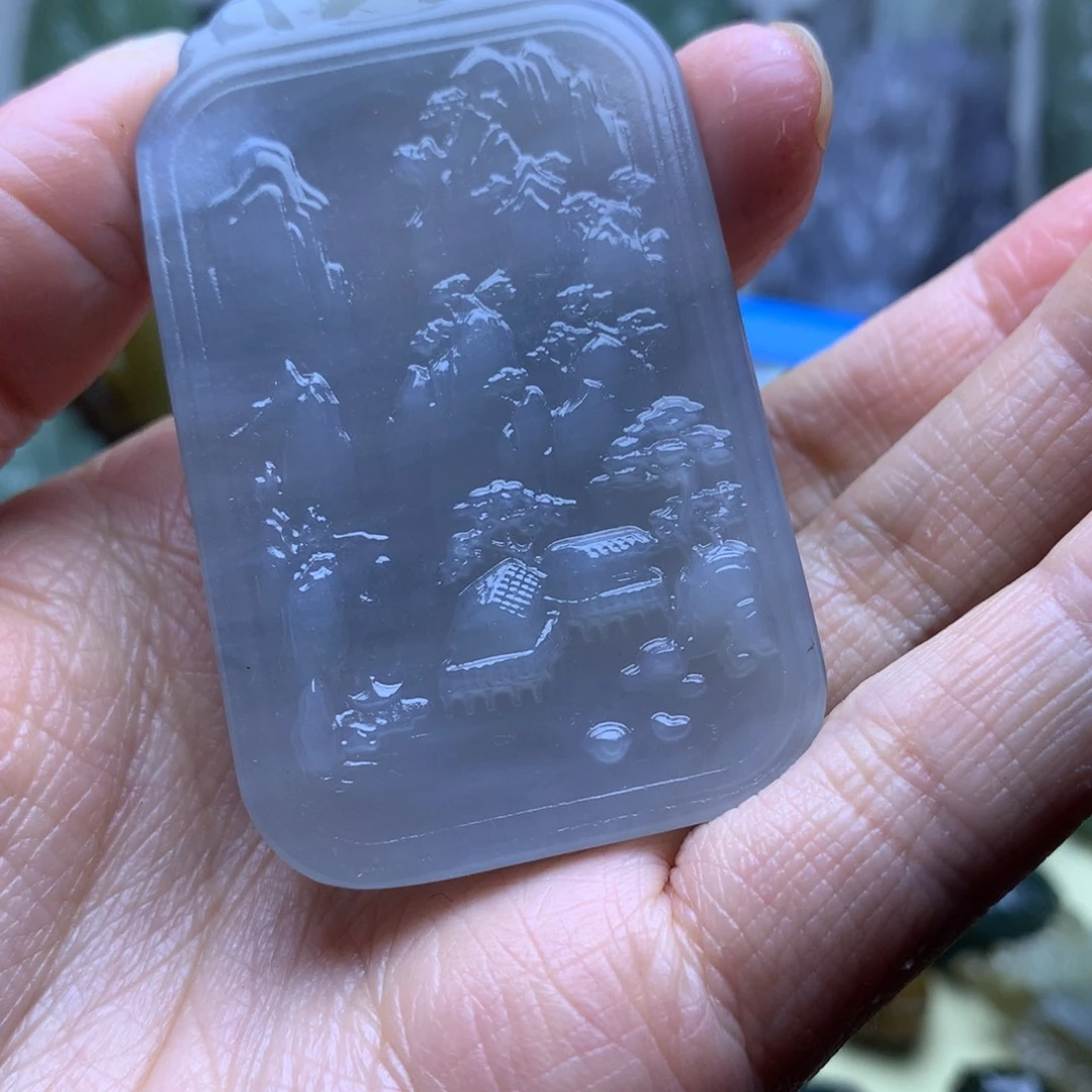 和田玉未镶嵌颈饰一****树