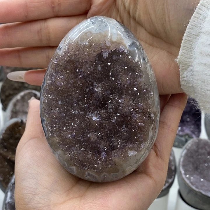 水晶大型摆件（非配饰）未镶嵌G**?