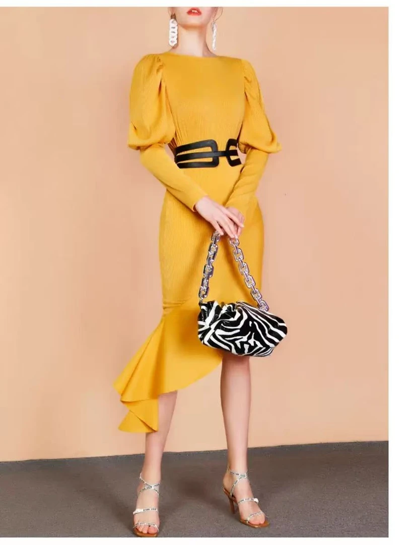 511-B-6-2-2   三宅褶皱弹力圆领灯笼袖夏季收腰显瘦不规则连衣裙