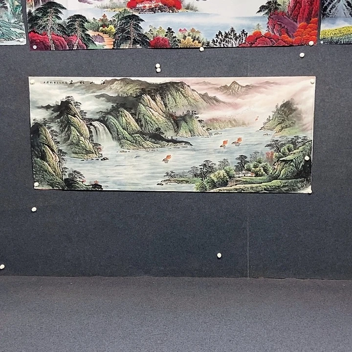 国画小八尺山水一副