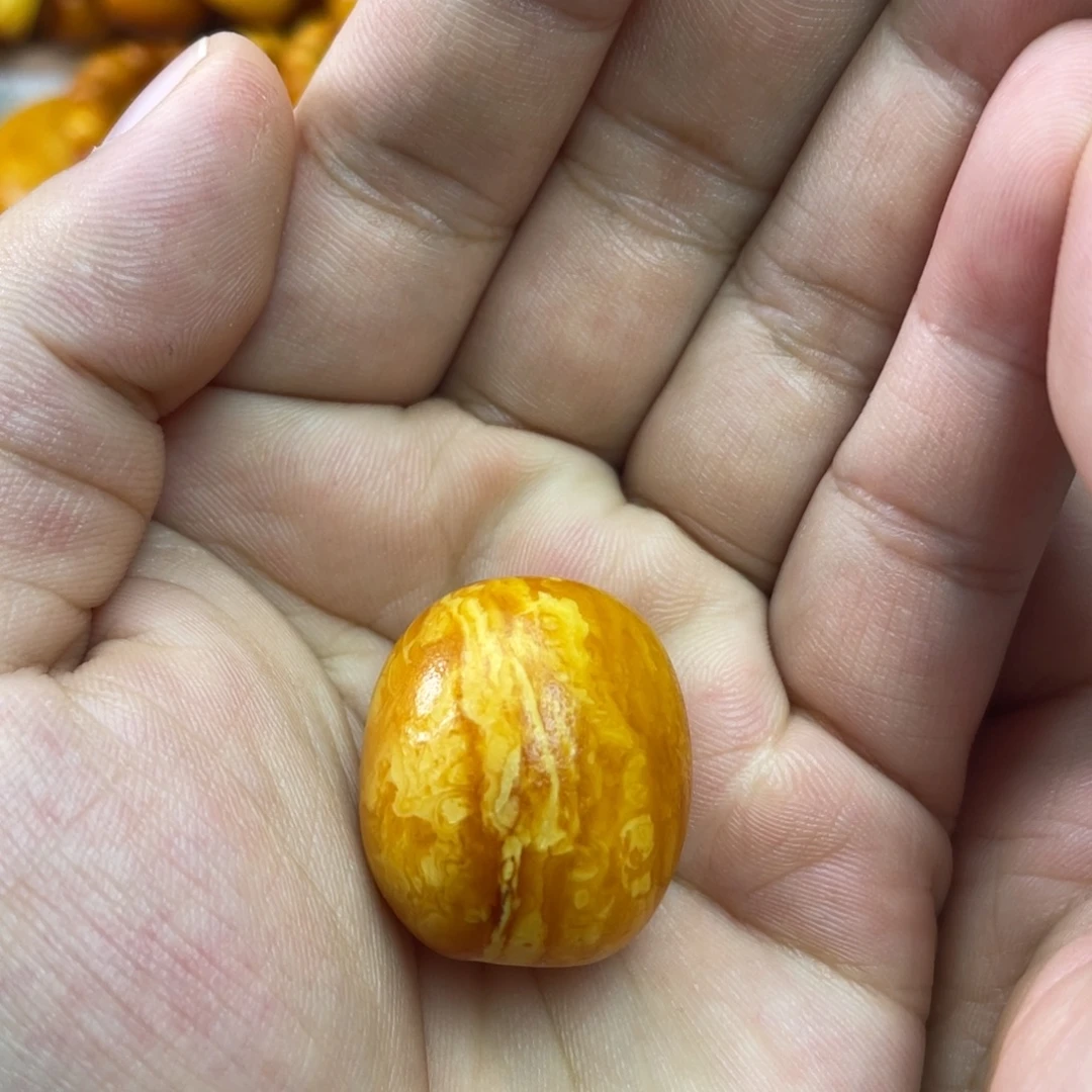 琥珀未镶嵌吊坠(不含链)