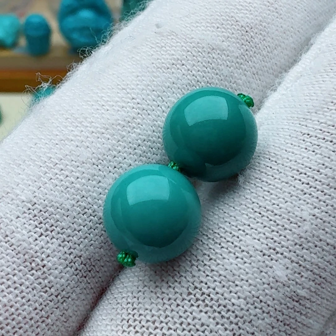 绿松石未镶嵌圆珠对珠8.8