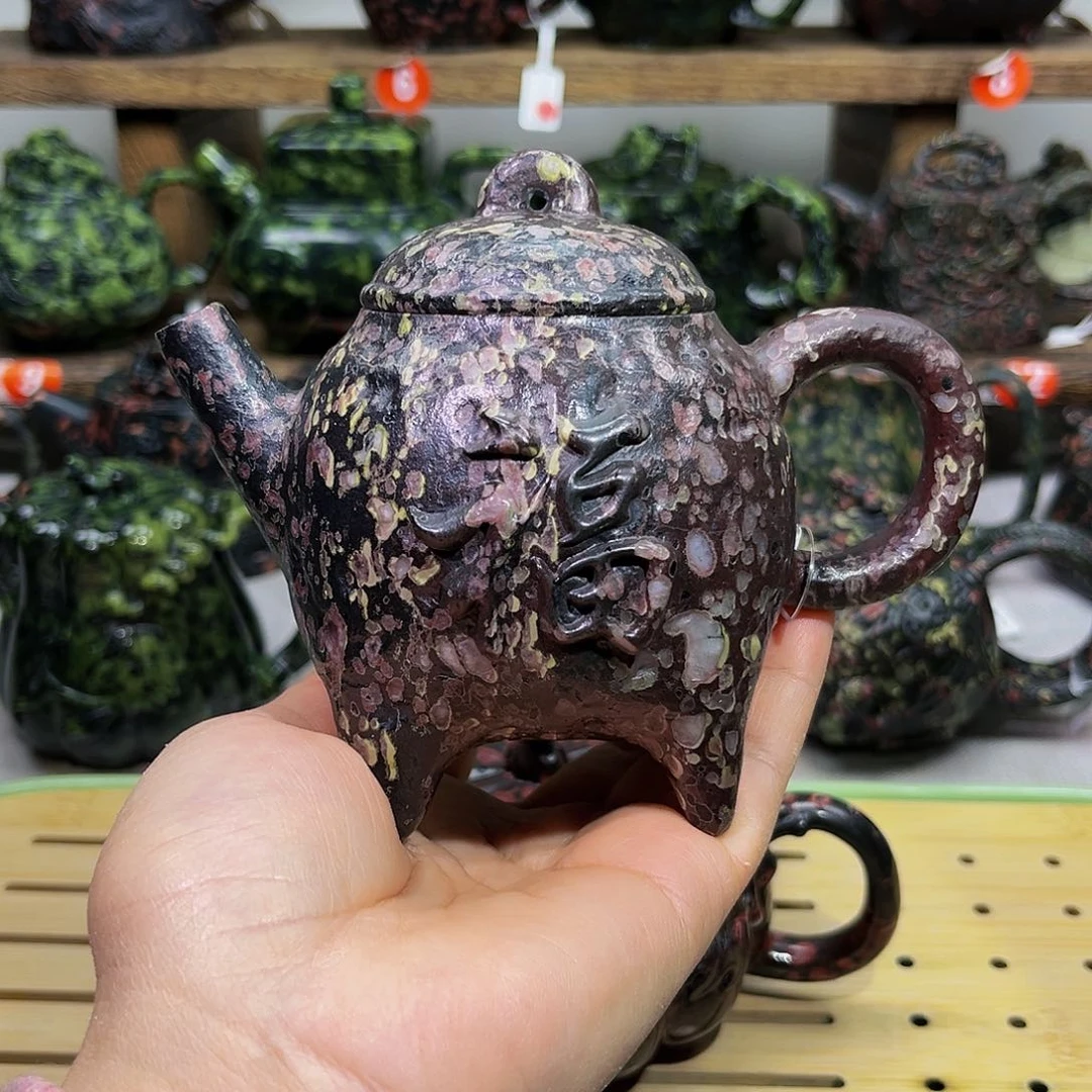 大***光梅花石安山玉精品壶
