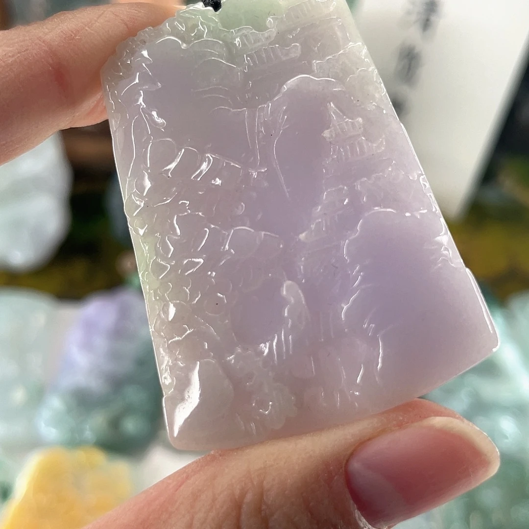 翡翠未镶嵌颈饰山水牌