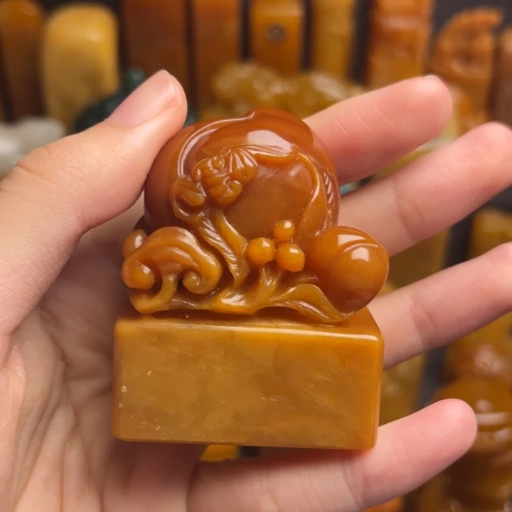 田黄石题材：工艺品