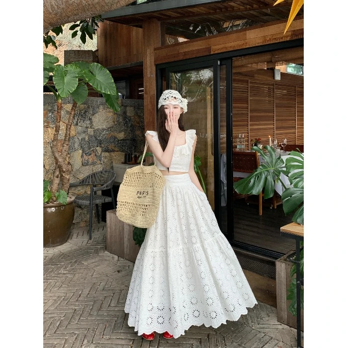 甜美风套装女法式气质蕾丝镂空衬衫上衣夏季高腰a字半身裙两件套