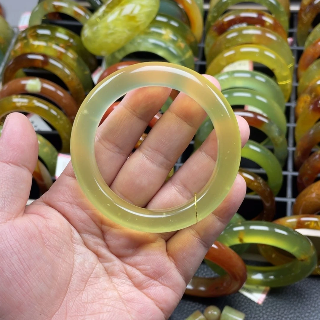 未镶嵌蛇纹石玉手镯