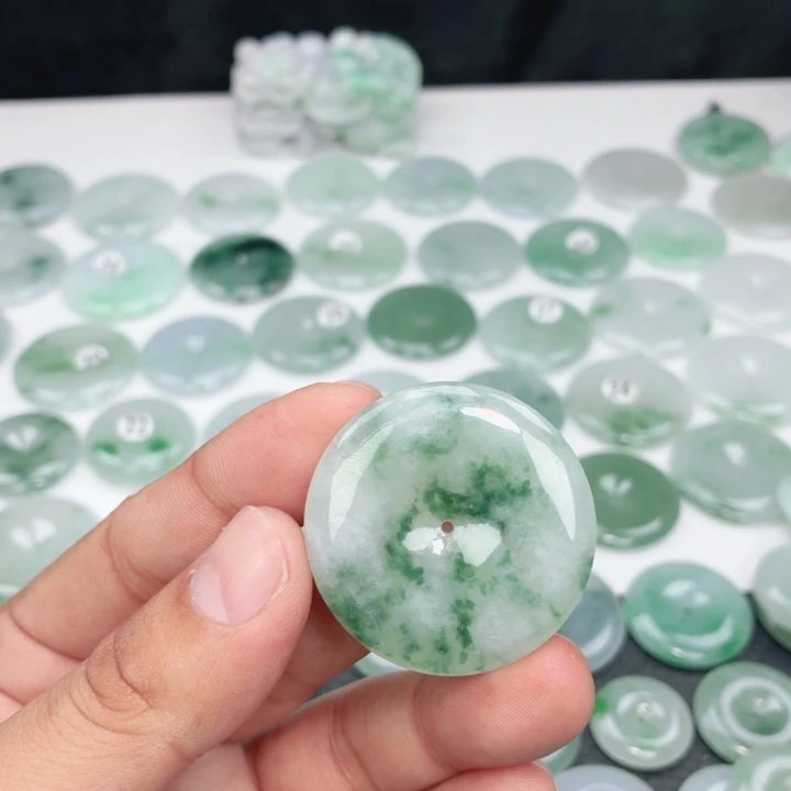 翡翠未镶嵌颈饰缅甸天然A货翡翠39.6-6.3