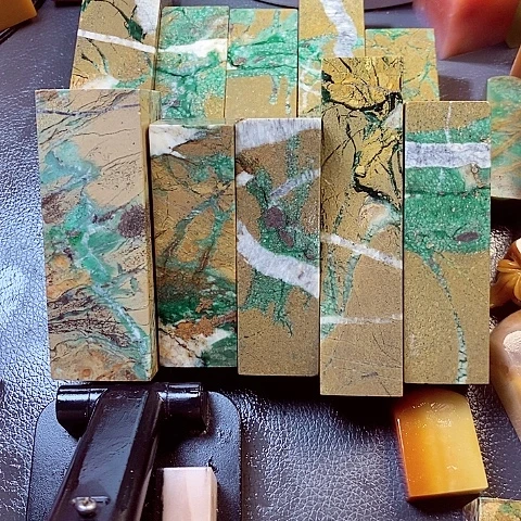 楚***珏青田石四川绿四川绿