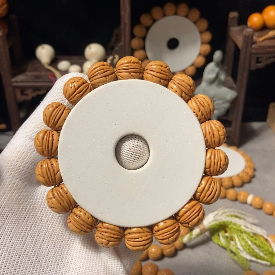 東*仔1.35+盘锦小肌肉。桩矮一个。