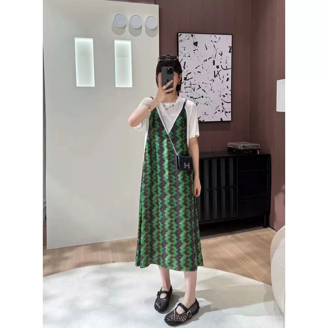 【绿影粼粼】复古宽松显瘦气质连衣裙女2025新款夏季中长款A字裙子