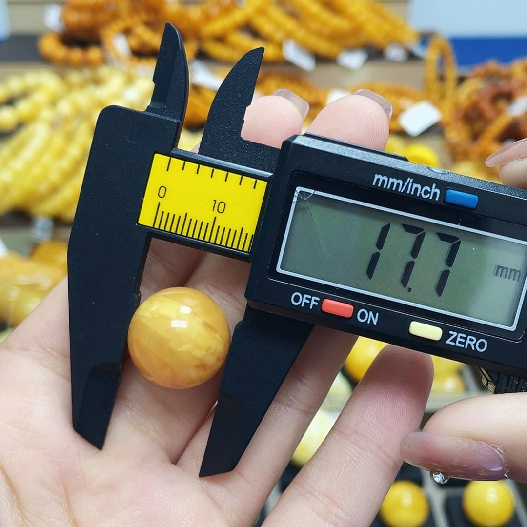 未镶嵌琥珀珠宝奇石阿****天17.7mm瑕