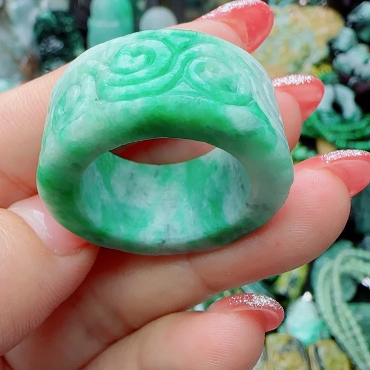 G***a颈饰未镶嵌翡翠天然A货