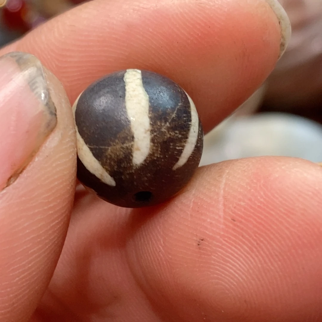 未镶嵌珠子的玛瑙/玉髓