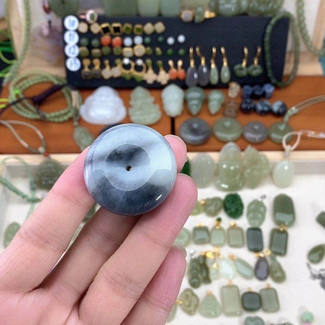 和田玉未镶嵌吊坠(不含链)