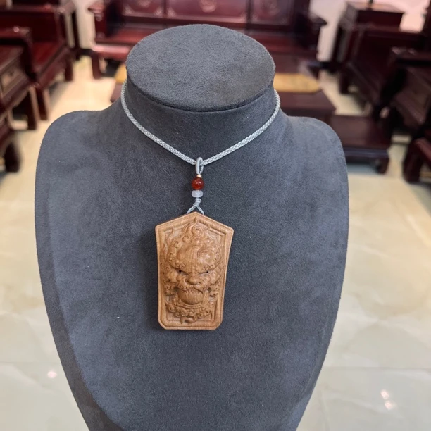 【木雕】印度老山檀貔貅吊坠挂件整木雕刻绳子不指定