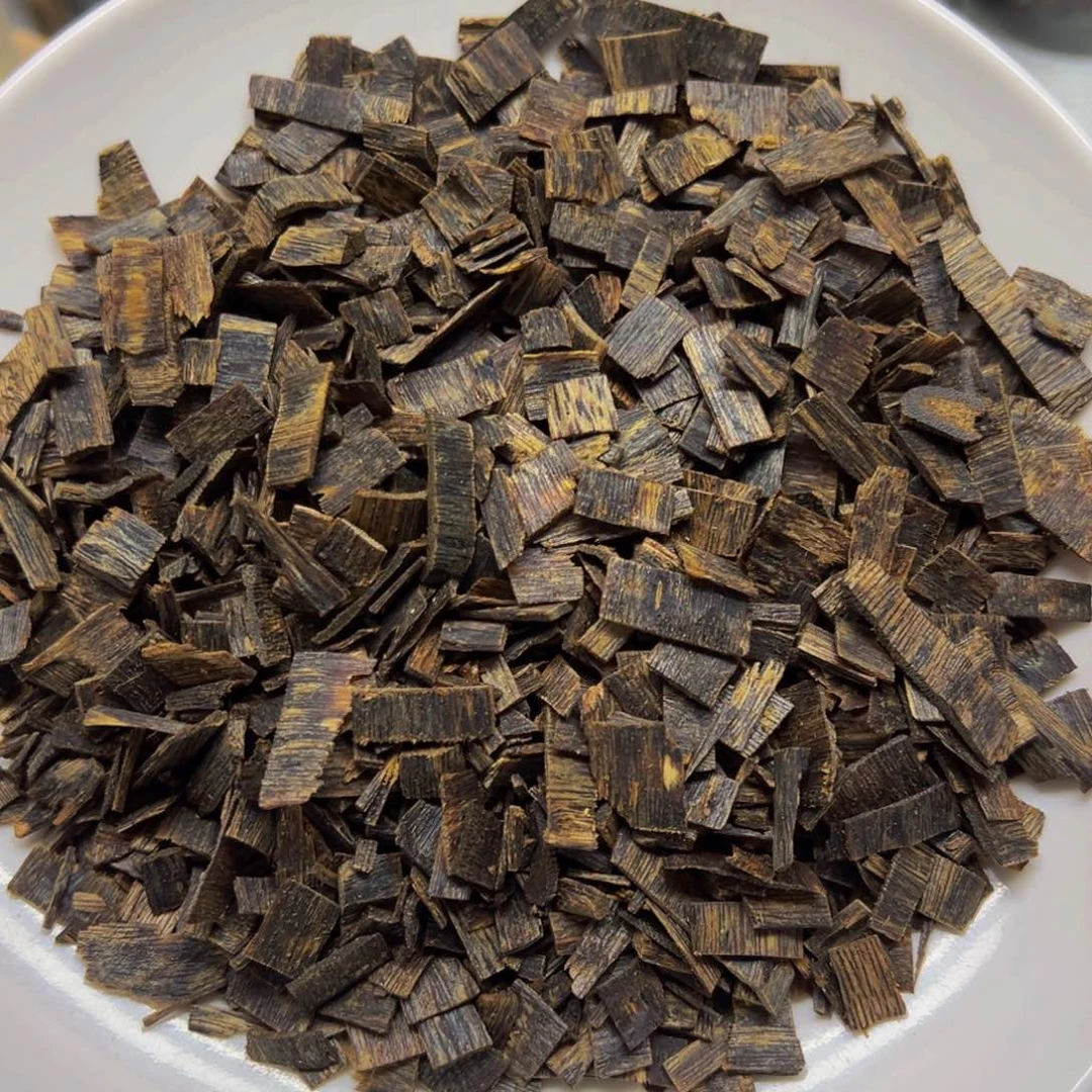 沉香碎屑沉香香霸沉水排片料30克