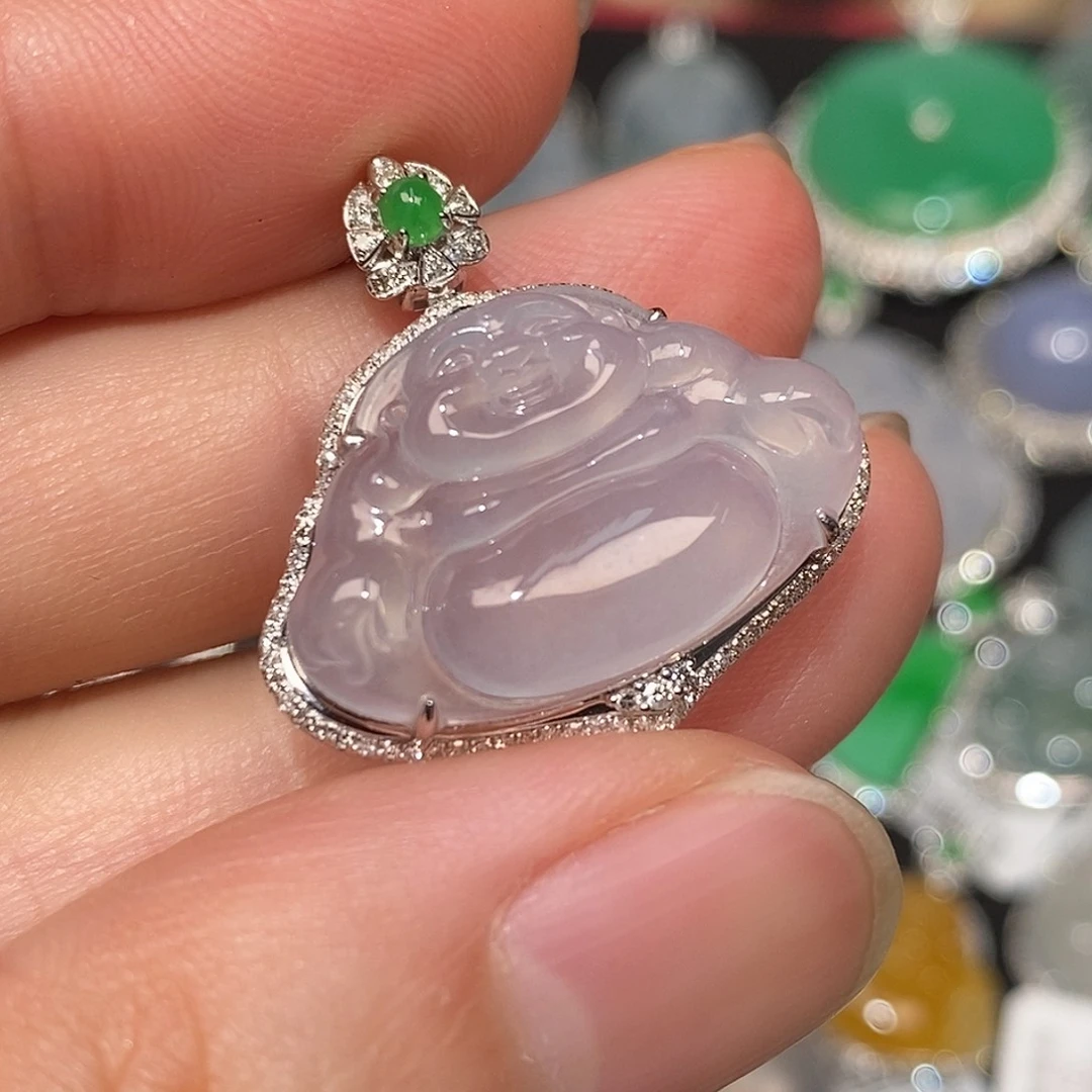 颈饰18K金镶嵌翡翠佛公