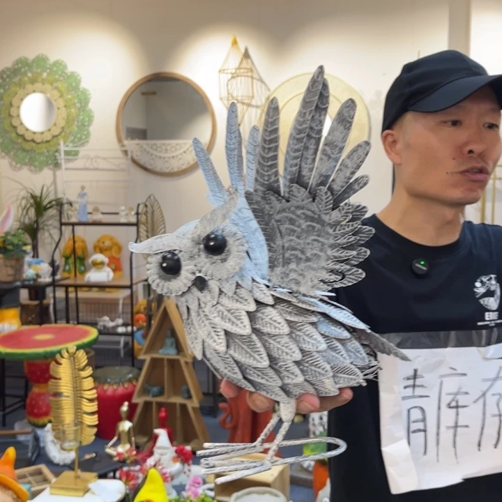 摆件哈哈哈哈哈哈哈哈哈哈哈