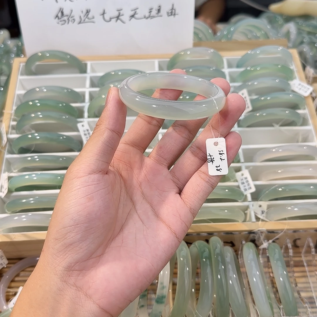 手镯玛瑙/玉髓未镶嵌圈口58.2