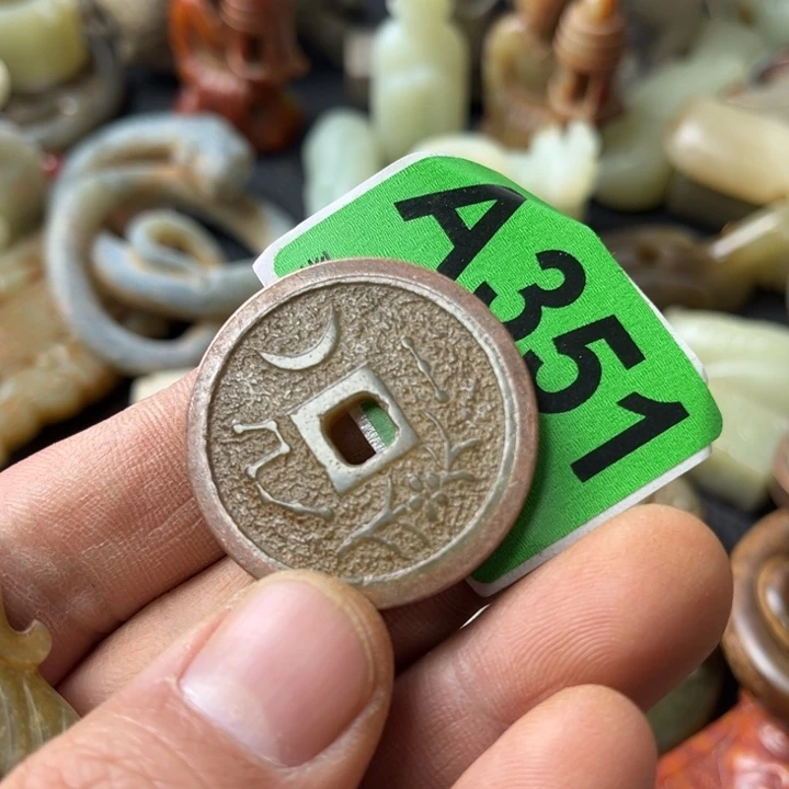 和田玉颈饰未镶嵌一**雁