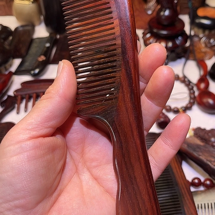 小叶紫檀红木大柄梳子