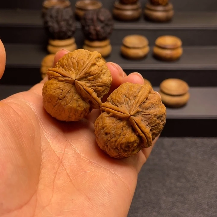 文玩核桃吊坠F玉鼎40