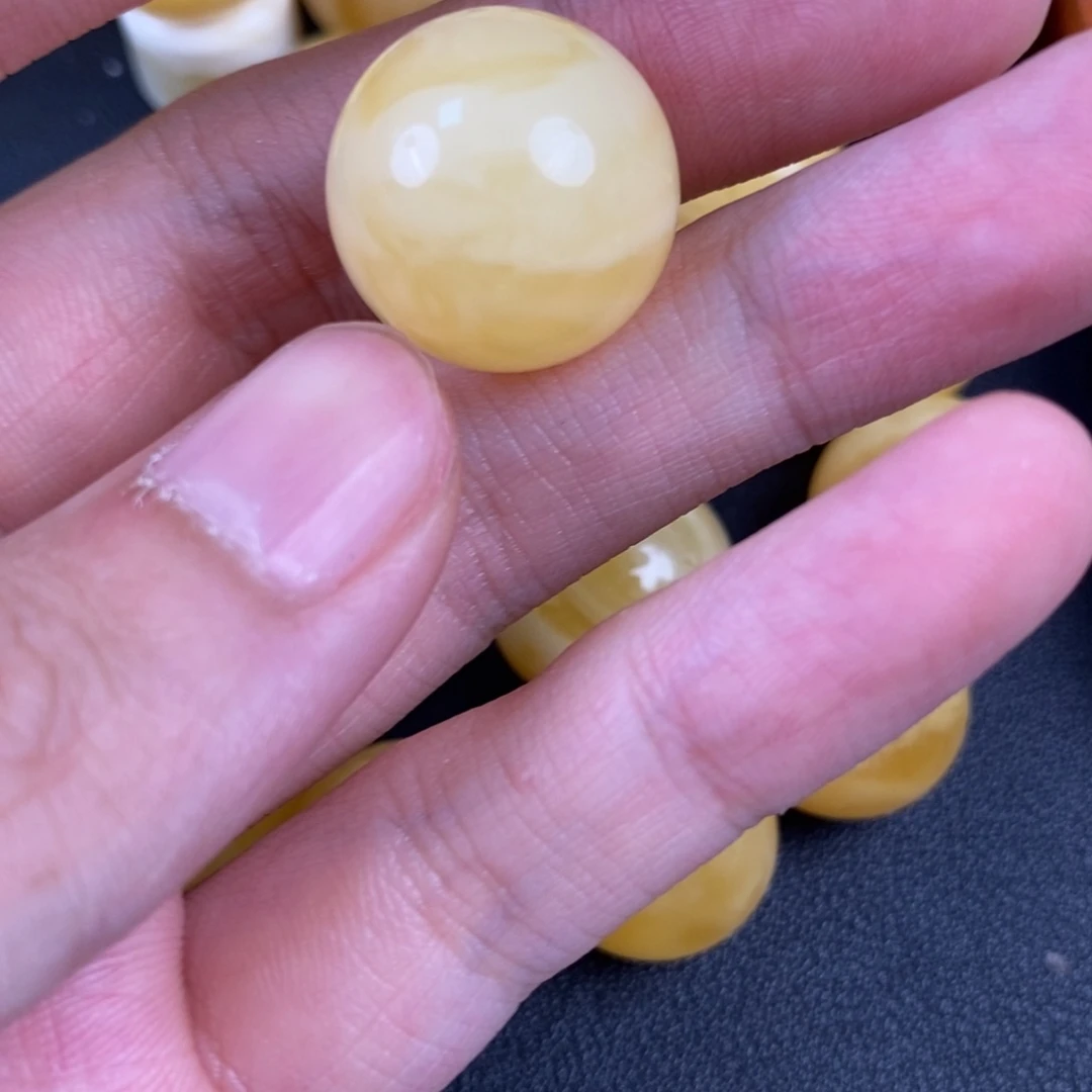 琥珀未镶嵌珠宝奇石61