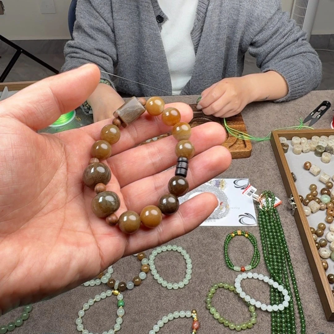 和田玉未镶嵌手链