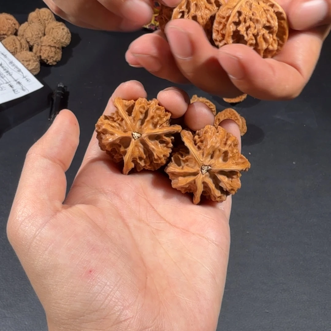 文玩核桃把件三棱1号32-35mm盘山三棱